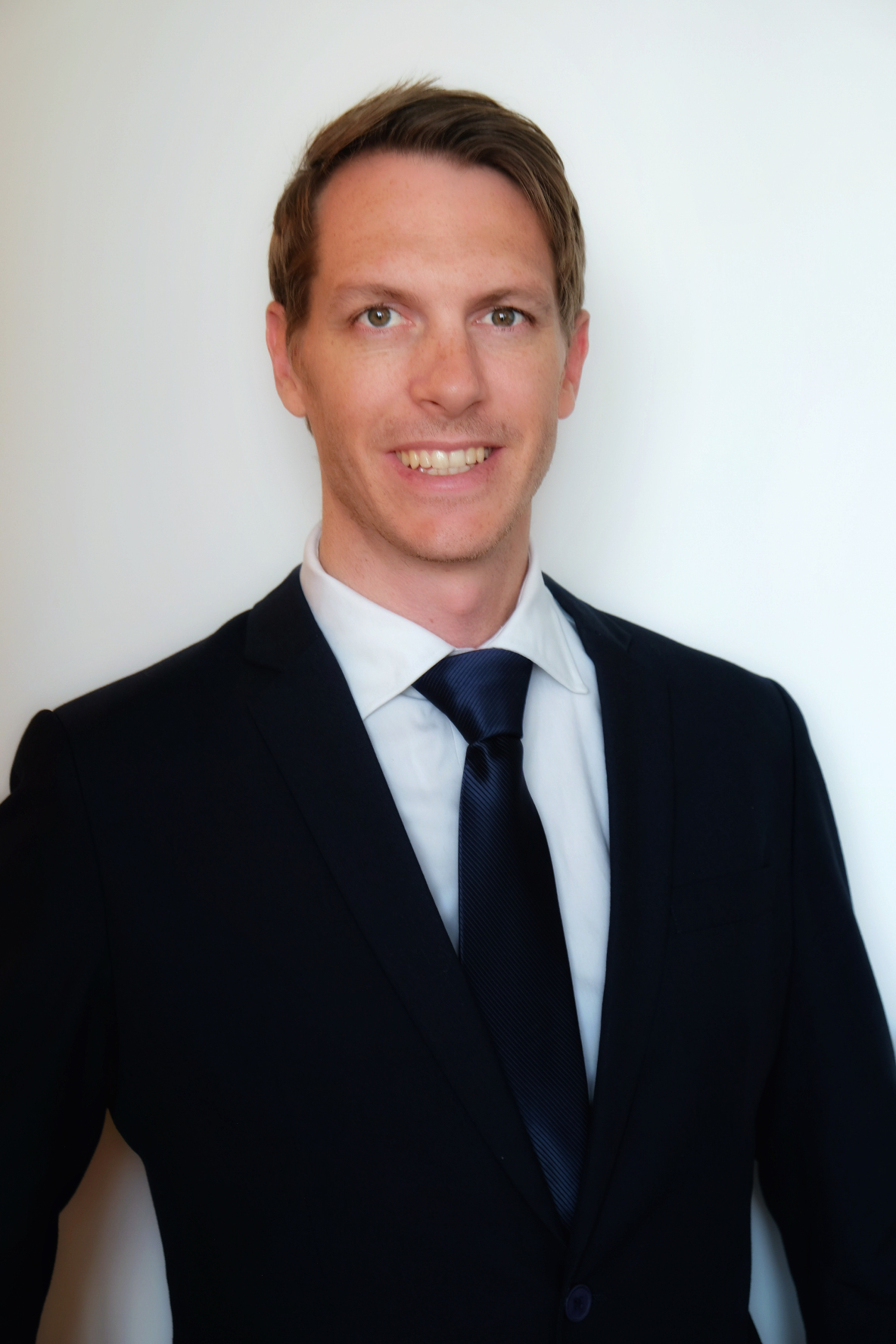 Buderim Private Hospital Ophthalmologist Dr Nick york